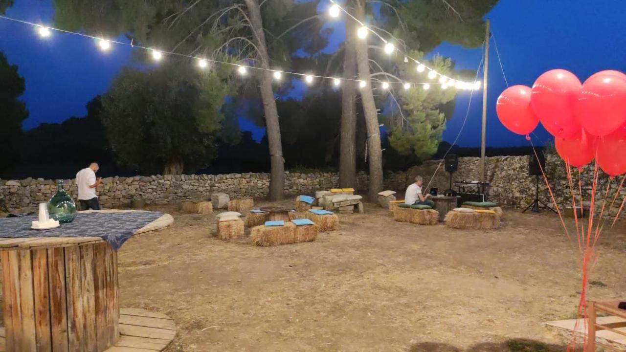 Ych-Le Grotte Di Sileno Acomodação com café da manhã Castellaneta Exterior foto